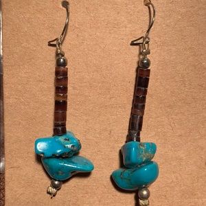 Turquoise uncut/horn beads earrings EC boho